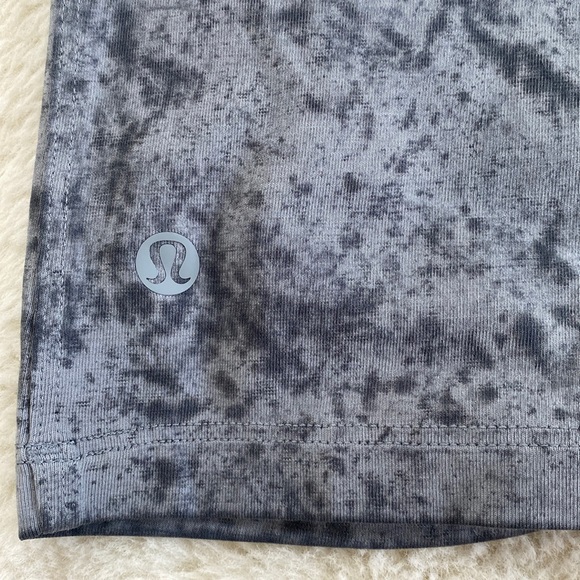 ❤️ Lululemon All Yours Boyfriend Tee Wash Size 4 NWT - Picture 6 of 6